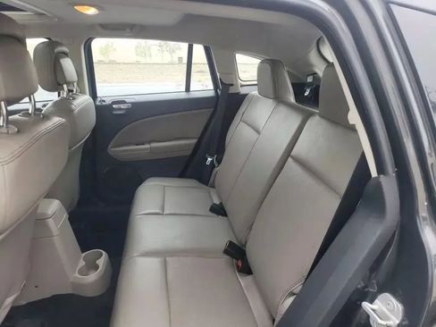 Used 2011 Dodge Caliber Uptown image 15