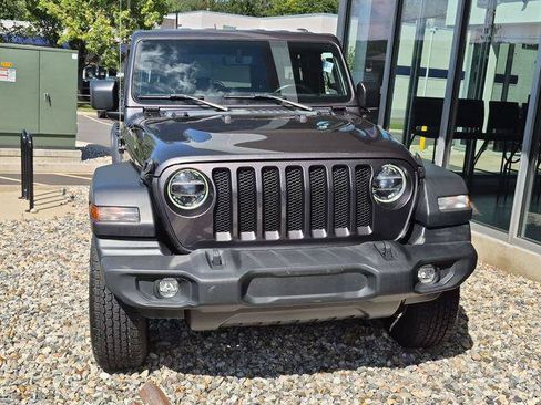 Certified 2022 Jeep Wrangler Unlimited Sport AWD/4WD image 2