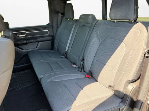 Used 2020 RAM 1500 Big Horn AWD/4WD image 15