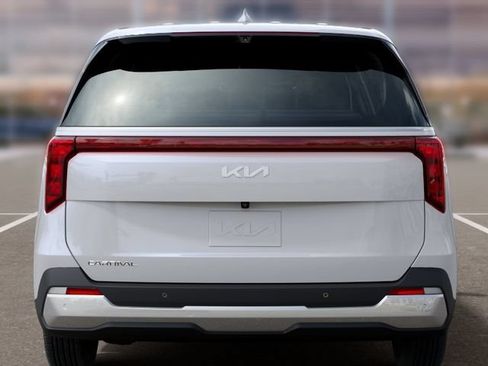New 2026 Kia Carnival LX FWD image 14