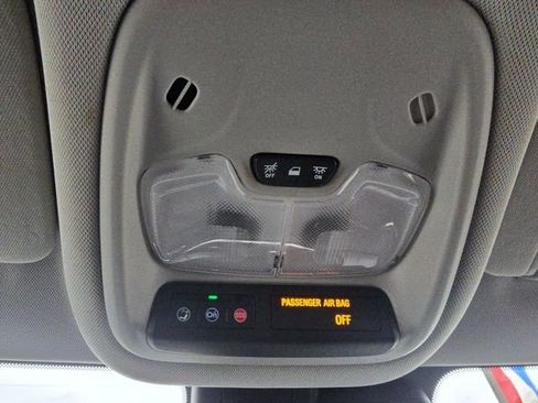 Used 2022 Chevrolet TrailBlazer LT image 22