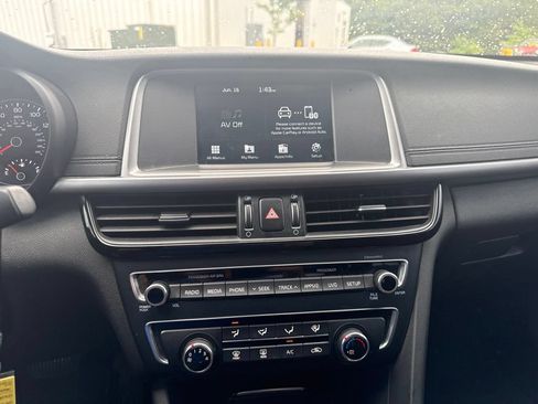 Used 2018 Kia Optima LX FWD image 8