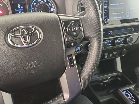 Used 2021 Toyota Tacoma TRD Sport image 21