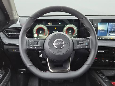 New 2026 Nissan Kicks SR image 20