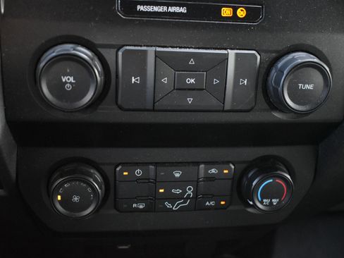 Used 2020 Ford F250 XL w/ Power Equipment Group AWD/4WD image 28