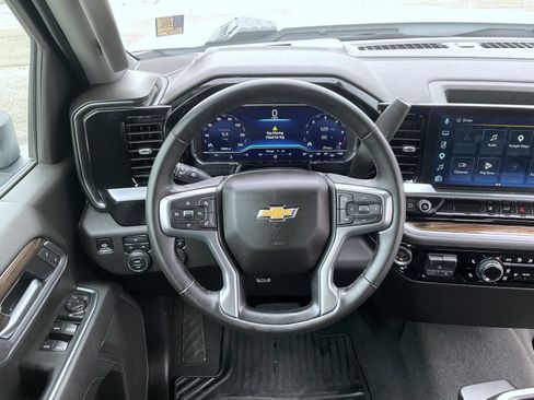 Certified 2025 Chevrolet Silverado 2500 LT w/ Convenience Package AWD/4WD image 14