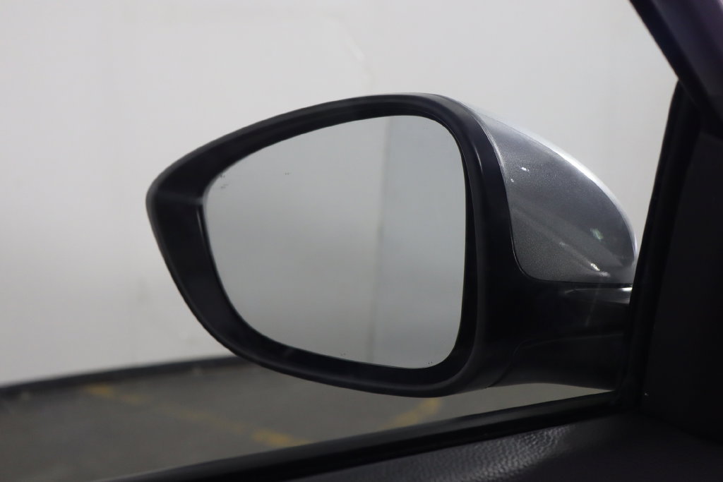 Used 2025 Honda Accord LX image 31