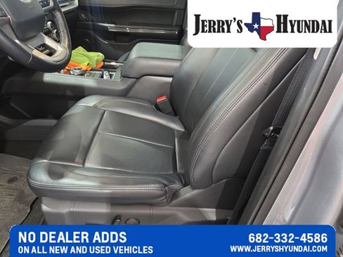 Used 2023 Ford Expedition Max XLT RWD image 7