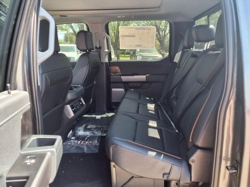 New 2026 Ford F250 Lariat w/ Black Appearance Package image 29