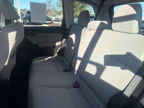 Used 2018 Subaru Forester 2.5i w/ Alloy Wheel Package image 23