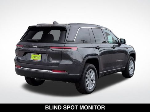 Used 2025 Jeep Grand Cherokee Laredo X w/ Luxury Tech Group I AWD/4WD image 9