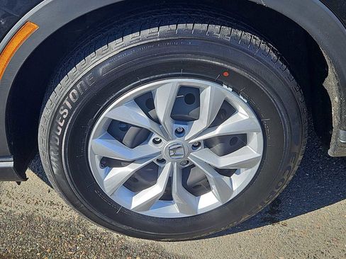 Used 2024 Honda CR-V LX image 7