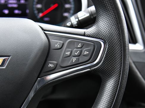 Used 2024 Chevrolet Malibu LT image 28