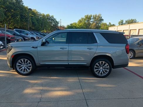Used 2023 GMC Yukon Denali image 4