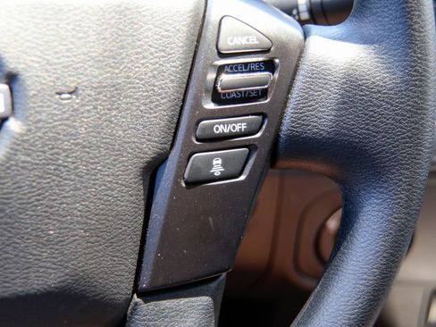 Certified 2026 Nissan Frontier SV AWD/4WD image 13