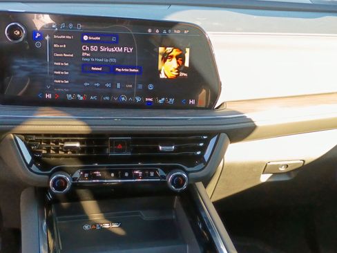 New 2026 Chevrolet Suburban Premier w/ Sun And Tow Package image 27