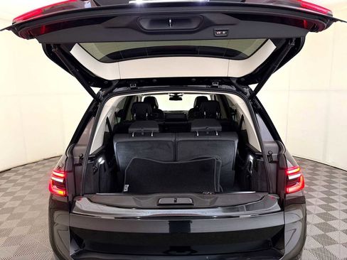 Used 2023 BMW X7 xDrive40i w/ Executive Package image 23