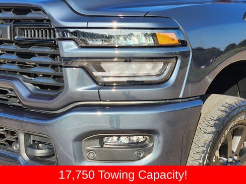 Used 2025 RAM 2500 Big Horn AWD/4WD image 10
