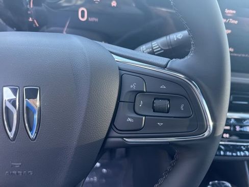 New 2025 Buick Envista Avenir image 16