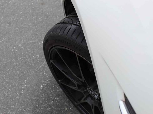 Used 2012 Mercedes-Benz SLK 350 image 29