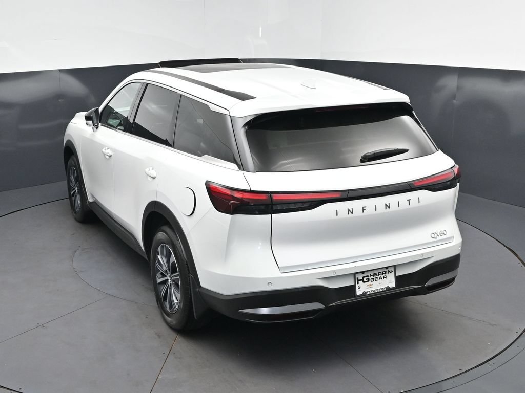 Used 2026 INFINITI QX60 Pure w/ Cargo Package FWD image 34