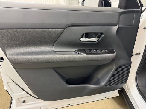 New 2026 Nissan Kicks SV w/ Charging Package image 8