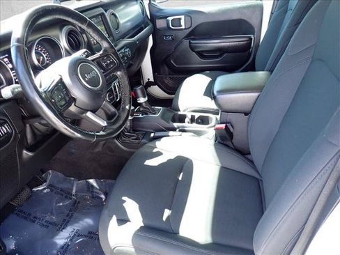 Used 2021 Jeep Gladiator Sport AWD/4WD image 11