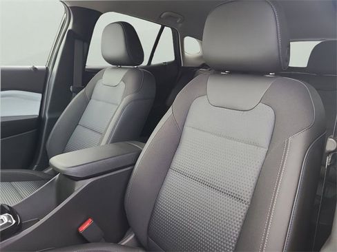 New 2026 Chevrolet Trax LT image 23