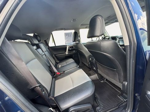 Used 2024 Toyota 4Runner SR5 Premium w/ Moonroof Package AWD/4WD image 23
