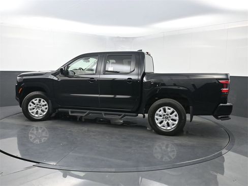 Used 2023 Nissan Frontier SV w/ Technology Package image 40