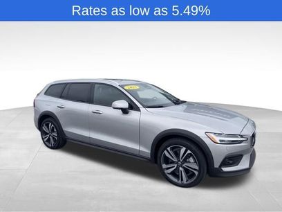 Certified 2025 Volvo V60 B5 Cross Country Plus