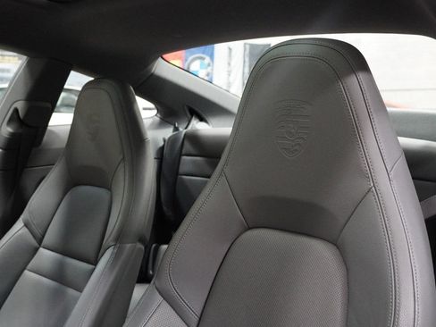 Used 2020 Porsche 911 Carrera w/ Premium Package image 20