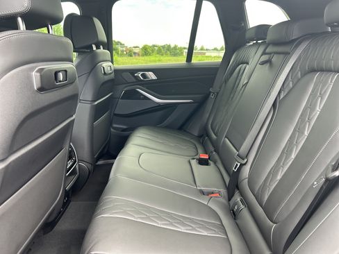 Used 2026 BMW X5 xDrive40i w/ M Sport Package AWD/4WD image 26