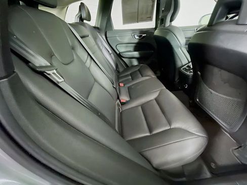 Used 2018 Volvo XC60 T6 Inscription w/ Convenience Package image 30