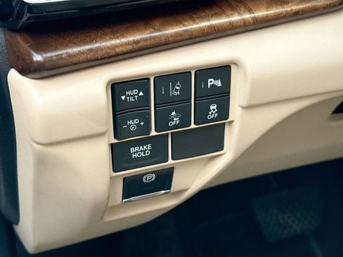 Used 2019 Acura RDX AWD w/ Advance Package image 10