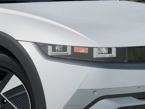 New 2026 Hyundai Ioniq 5 SEL image 9