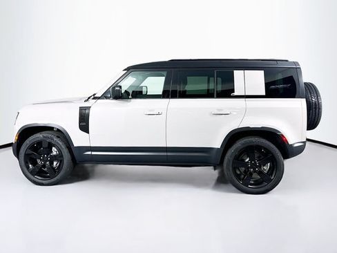 Used 2026 Land Rover Defender 110 S AWD/4WD image 8