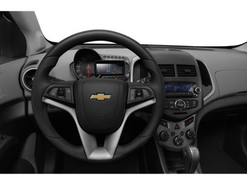 Used 2015 Chevrolet Sonic LT FWD image 10