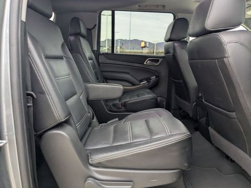 Used 2020 GMC Yukon XL Denali w/ Open Road Package image 19