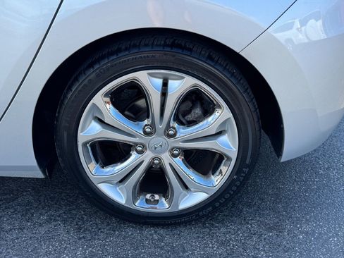 Used 2014 Hyundai Elantra GT w/ Option Group 03 FWD image 8