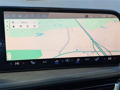 New 2025 Chevrolet Traverse LT w/ Enhanced Driving Package image 24