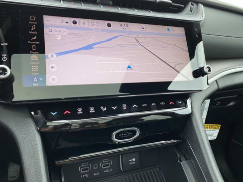 New 2027 Jeep Grand Cherokee Limited AWD/4WD image 11