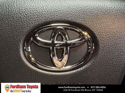 Used 2023 Toyota Highlander XSE AWD/4WD image 34