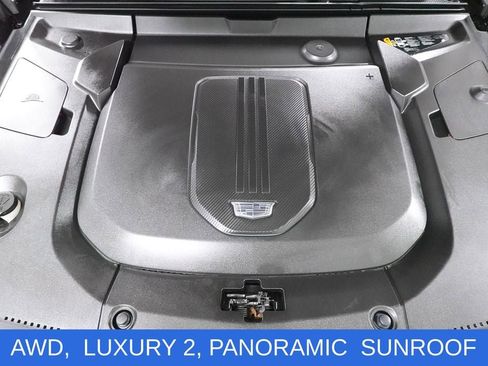 Used 2024 Cadillac Lyriq Luxury AWD/4WD image 31
