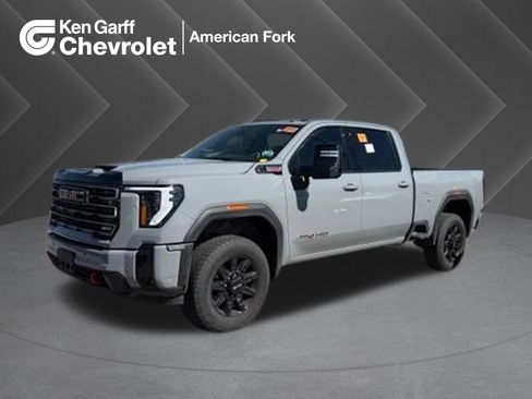 Used 2025 GMC Sierra 2500 AT4 AWD/4WD image 1