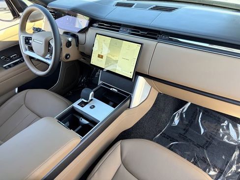 New 2026 Land Rover Range Rover SE AWD/4WD image 11