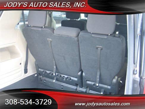 Used 2017 Dodge Grand Caravan SE w/ Power Window Group FWD image 26