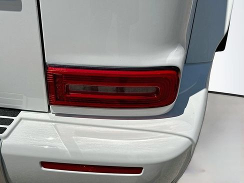 Certified 2022 Mercedes-Benz G 63 AMG 4MATIC image 33