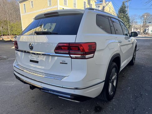 Used 2018 Volkswagen Atlas SEL w/ R-Line Package image 11