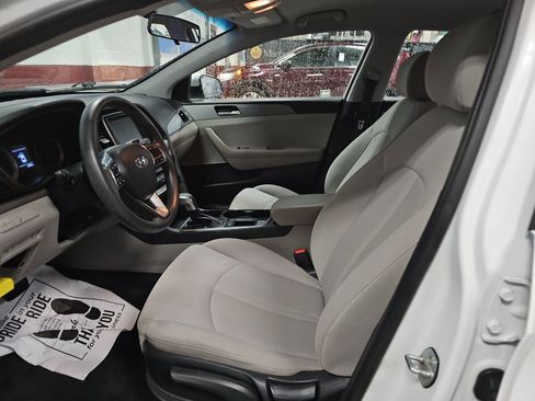 Used 2018 Hyundai Sonata SE image 8